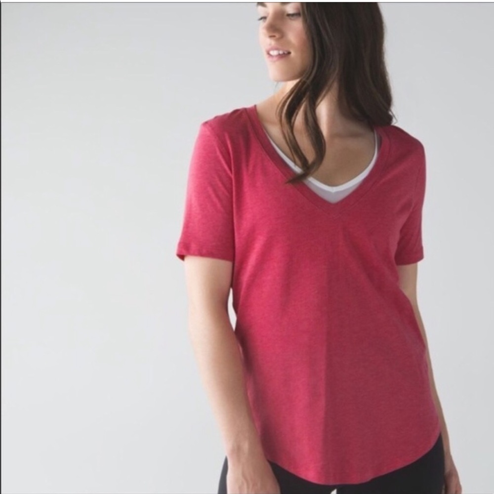Lululemon Love Tee III Size 4
